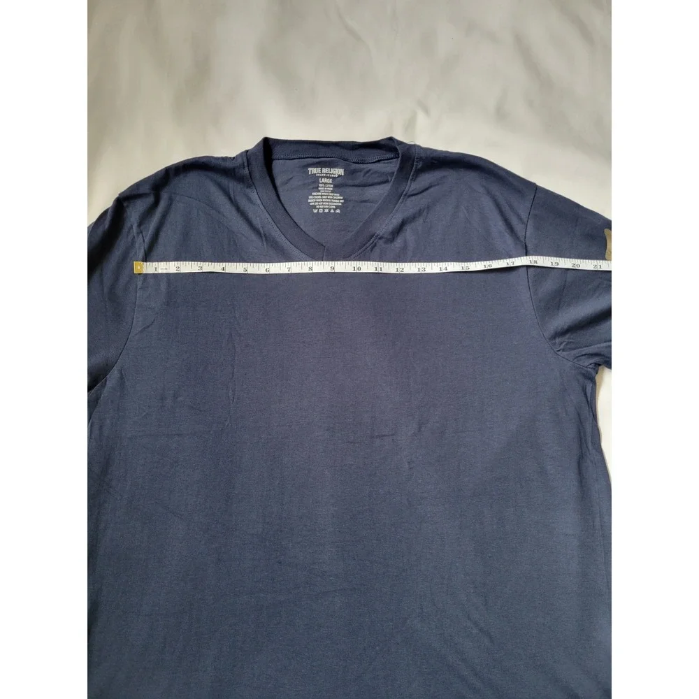 True Religion T Shirt Men's Blue‎ Silver Gold V-Neck Casual Comfortable Sz L